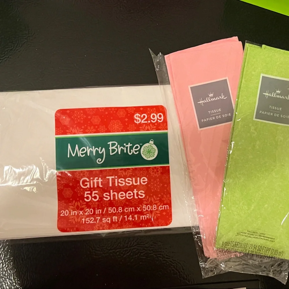 AKA Floral and Green Gift Bags Set